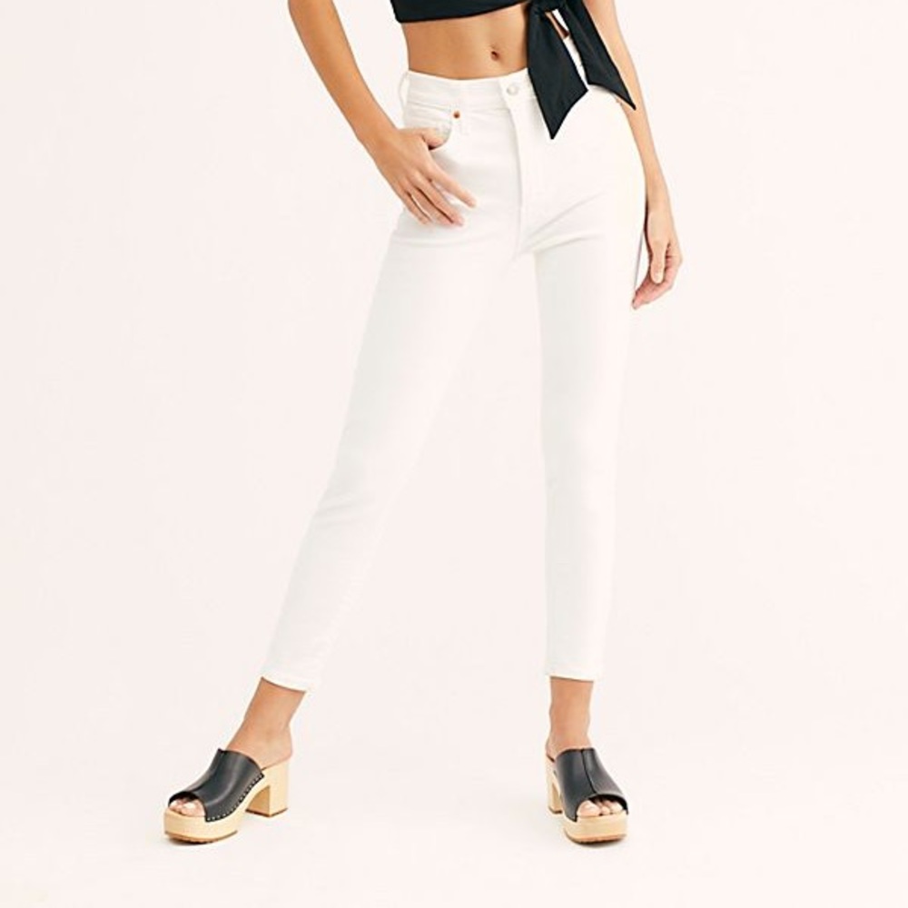 *Almost brand new* Levi’s Mile High Super Skinny